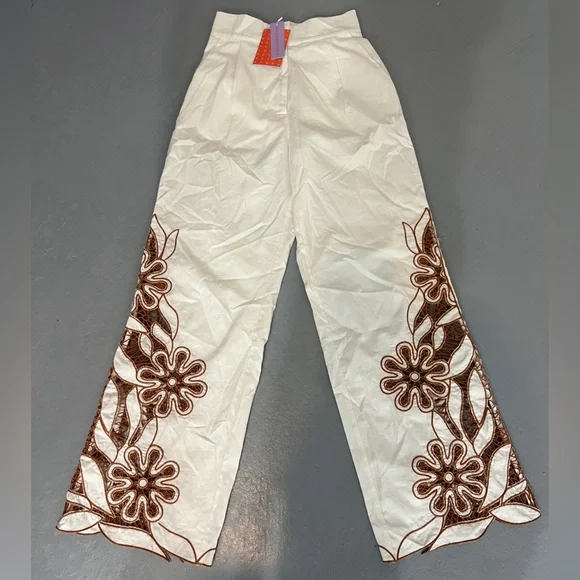 NWT Never A Wallflower Caramel Embroidery Palermo Pants - Picture 2 of 11
